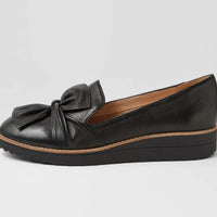 Women's Django & Juliette Oclem in Black Leather/ Black Sole. Sku: DJ16743B75LE
