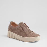 Women's Django & Juliette Kangie in Taupe-Bronze Suede Leather. Sku: DJ19853NKADD