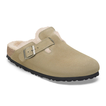 Women's Birkenstock Boston Shearling Regular in Taupe/ Sandcastle. Sku: 1028289