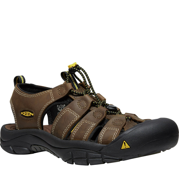 Quarter turn Men's Keen Footwear style name Newport Wide in color Bison. Sku: 1030992