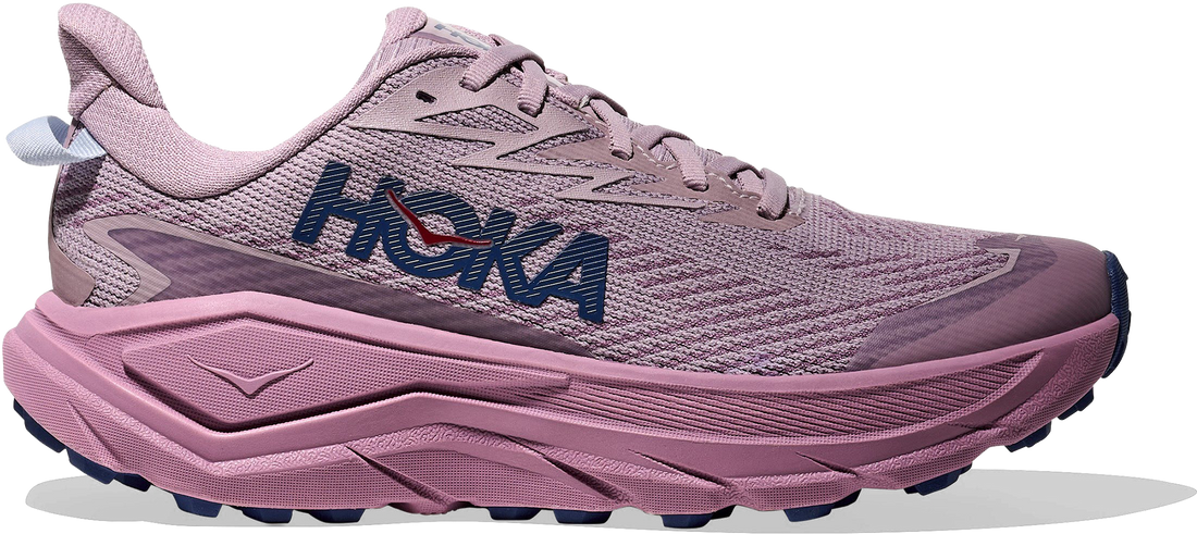 Quarter turn view Women&