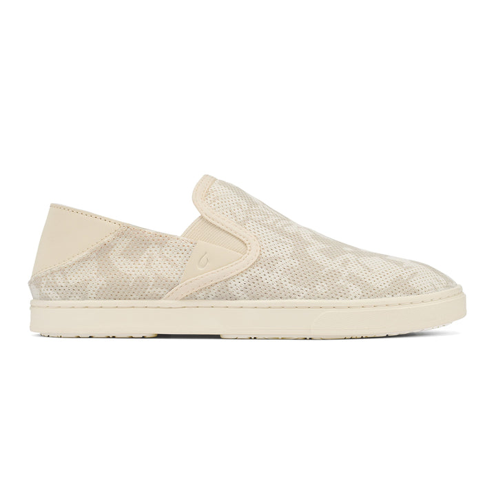 Women's OluKai Pehuea in Puka/ White. Sku: 20271-6A4R