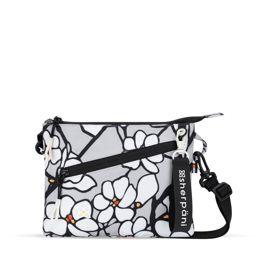 Quarter turn Women's Sherpani Hand Bag style name Zoom in color Magnolia. Sku: 25-ZOOM005110