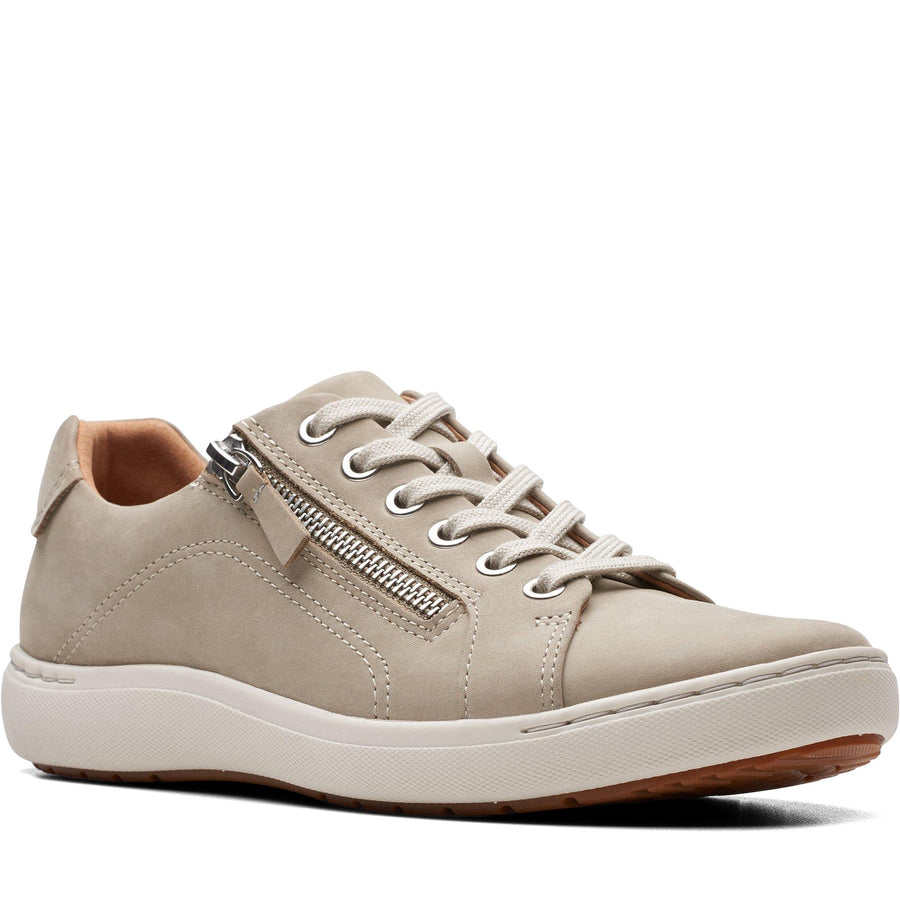 Quarter turn Women's Clarks Footwear style name Nalle Lace in color Stone Nubuck. Sku: 26177360