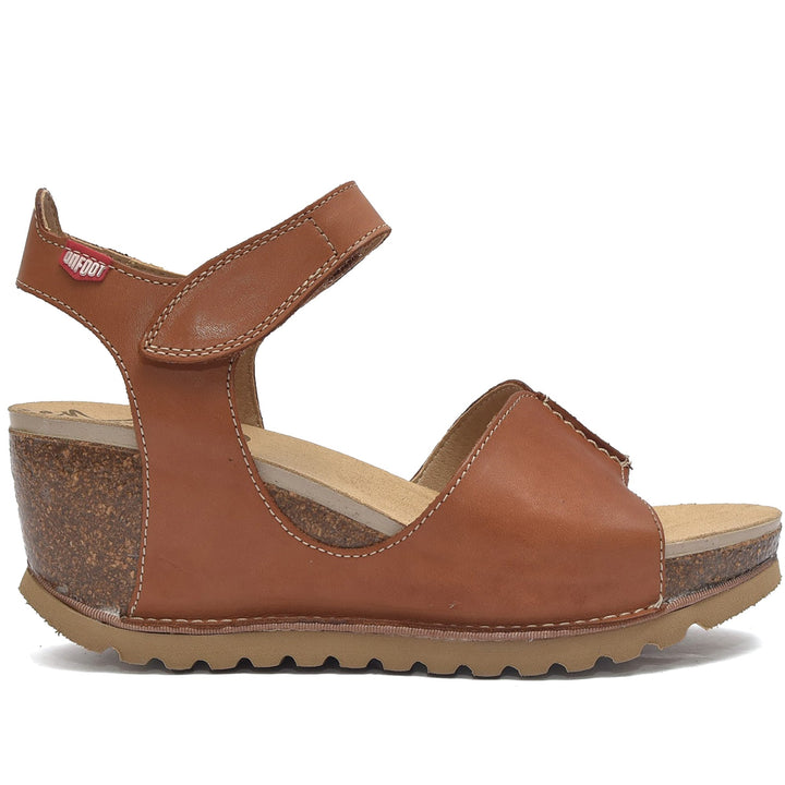 Quarter turn Women's On Foot Footwear style name Samoa in color Cuero. Sku: 310-CUERO