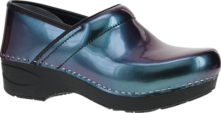 Quarter turn view Women's Dansko Footwear style name Xp 2.0 in color Chill Colorshift. Sku: 3950680202