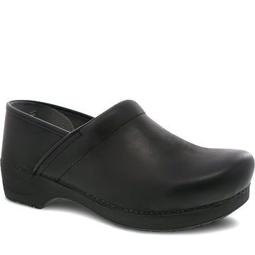 Quarter turn Men's Dansko Footwear style name Xp 2.0 Men in color Black Nubuck. Sku: 3951320202