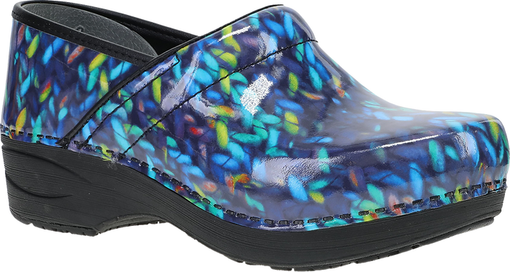 Quarter turn view Women's Dansko Footwear style name Xp 2.0 in color BLU KN PAT. Sku: 3951720202