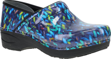 Quarter turn view Women's Dansko Footwear style name Xp 2.0 in color BLU KN PAT. Sku: 3951720202