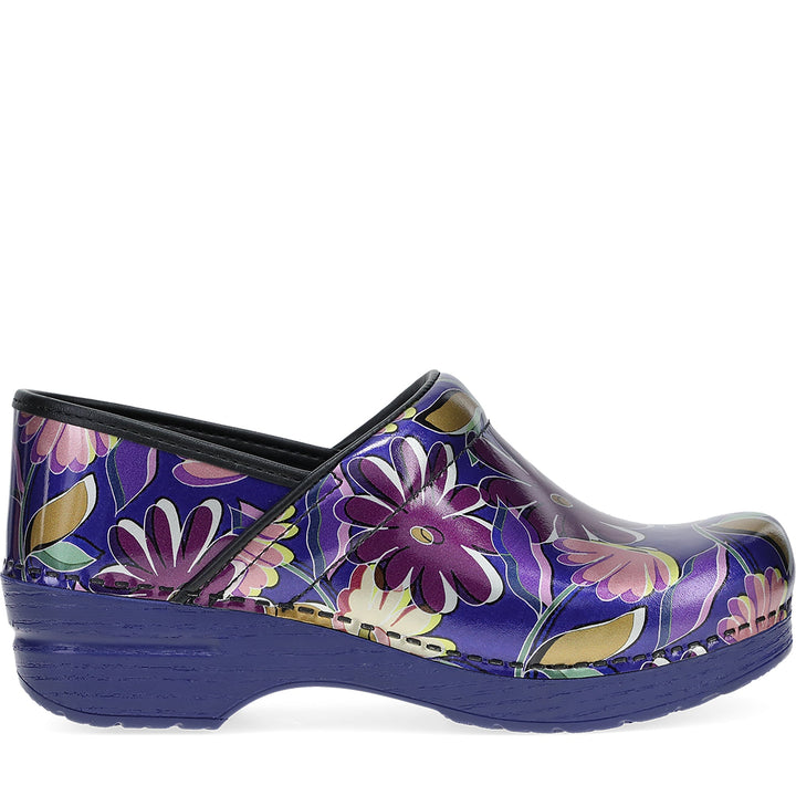 Quarter Turn Women's Professional Footwear in Indigo Floral Patent. Sku: 706715402