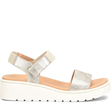Quarter turn Women's BORN Footwear style name Kyla in color Light Gold. Sku: BR0072330