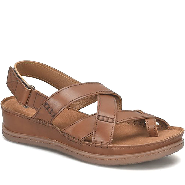 Quarter turn Women's BORN Footwear style name Eton in color Tan. Sku: BR0072716