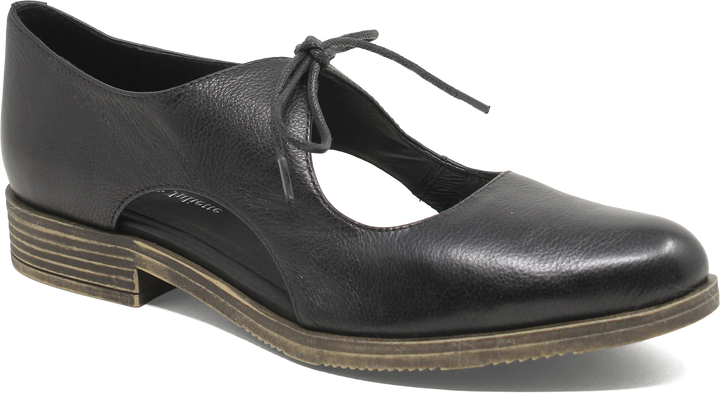 Women's Django & Juliette Keeria in Black Leather. Sku: DJ21128BLALE