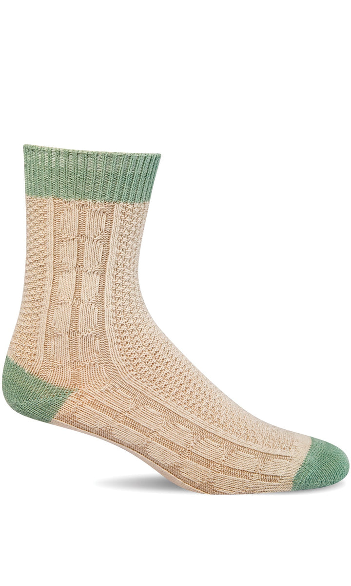 Women's Sockwell Socks style name Chunky Cable in color Natural. Sku: LD221W-015