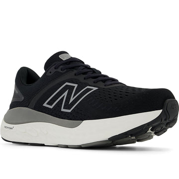Men's New Balance Footwear in Black/ White. Sku: M1540BK4-D