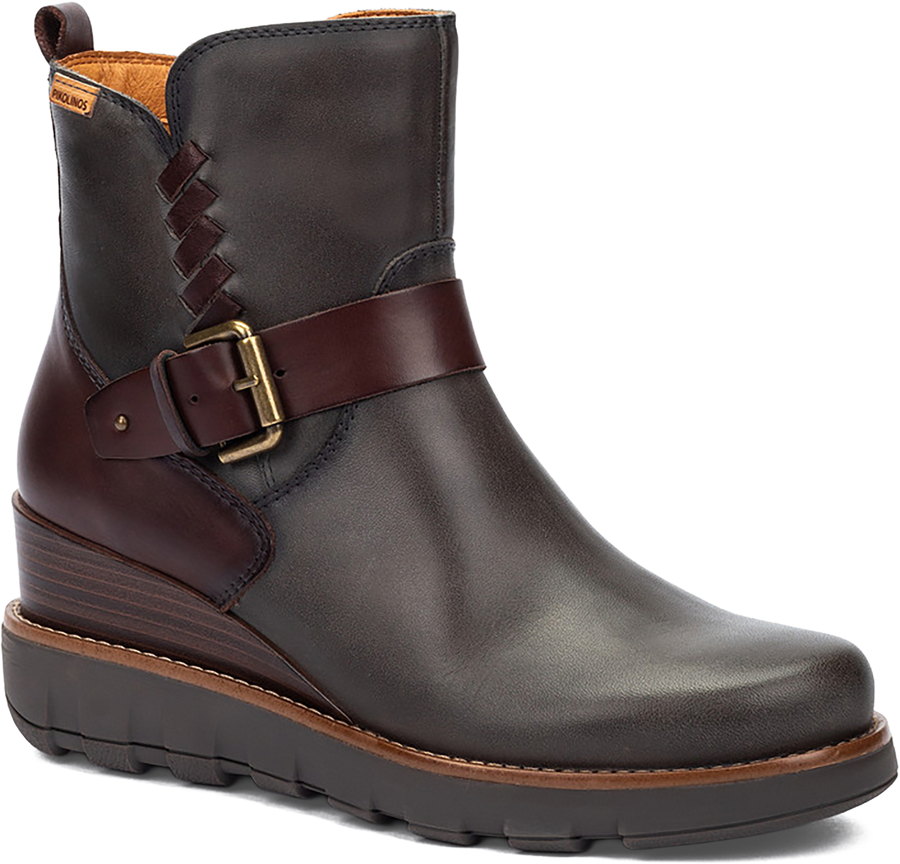 Quarter turn view Women's Pikolinos Footwear style name Sanlucar 8842C1 in color LEAD. Sku: W8F-8842C1LEA