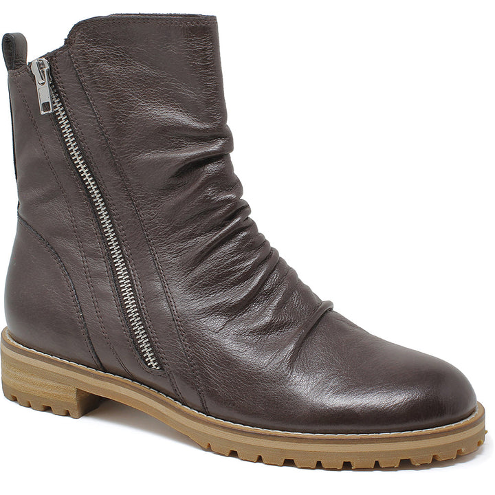 Women's Ziera Madoc-W in Chocolate Leather. Sku: ZR10921E91LE