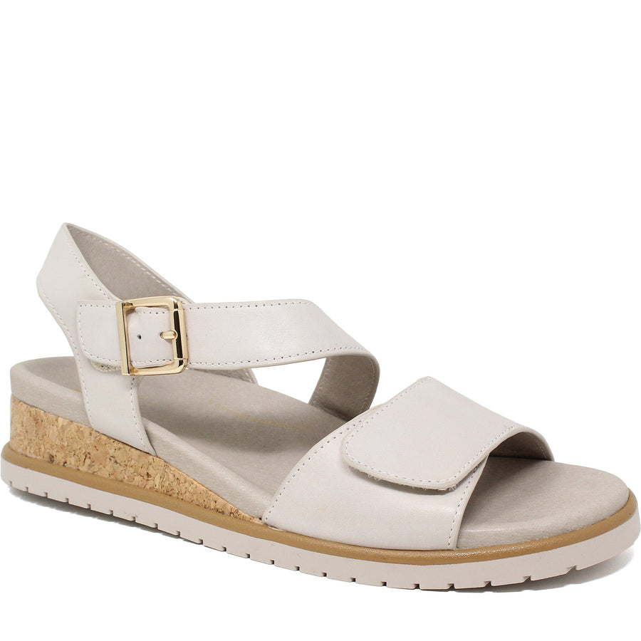 Quarter turn Women's Ziera Footwear style name Vamsy-W in color Almond. Sku: ZR10999KBILE