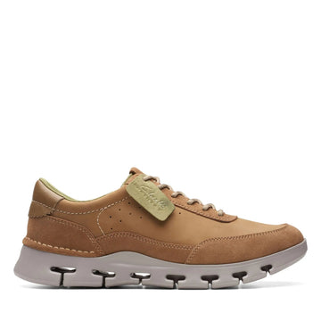 Men's Clarks Footwear in Dark Sand Nubuck. Sku: 26173583