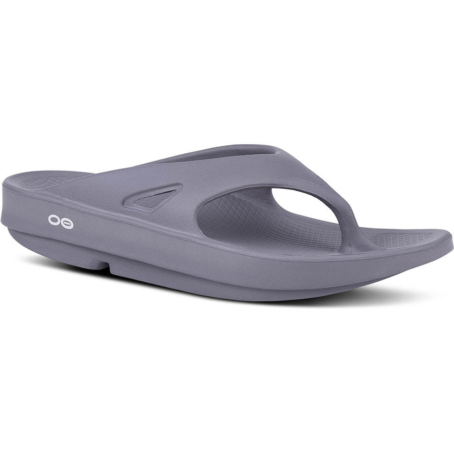 Quarter view Men's Footwear style name Ooriginal Flip Uni in color Slate. SKU: 1000SLT