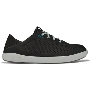 Quarter view Men's Footwear style name Moku Pae in color Black/ Blue Coral. SKU: 10472-40QS