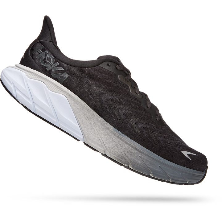 Quarter view Men's Footwear style name Arahi 6 in color Black/ White. SKU: 1123194BWHT