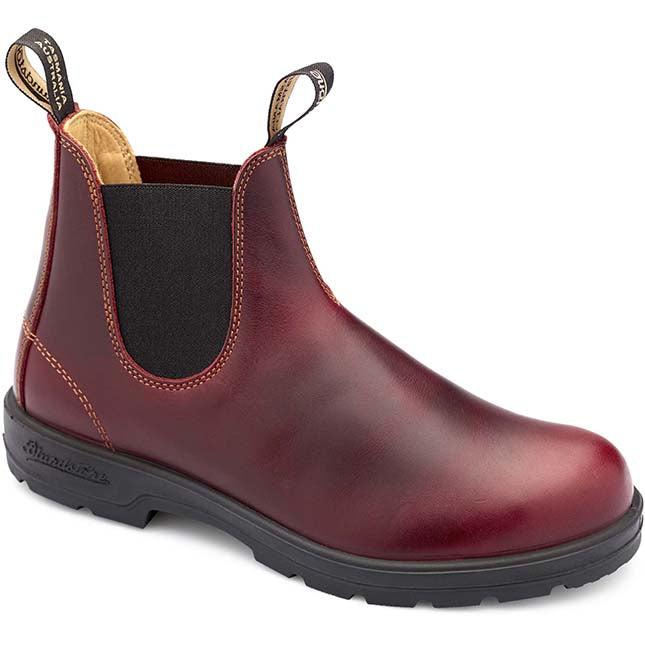 Quarter view Women's Blundstone Footwear style name Classic 550 color Redwood. Sku: 1440-REDWOOD
