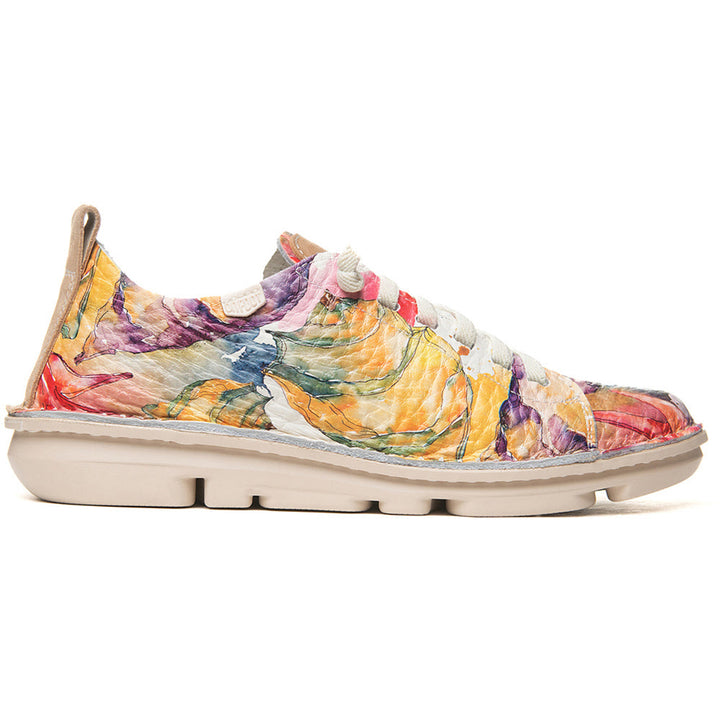 Quarter view Women's On Foot Footwear style name Baltimore in color Flores. Sku: 30251-FLORES