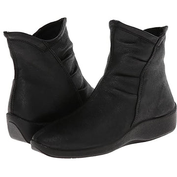 Quarter view Women's Arcopedico Footwear style name L19 in color Black. Sku: 4281-01