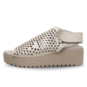 Women's Django & Juliette Oaiju in Smoke/ Smoke. Sku: DJ18202G3BLE