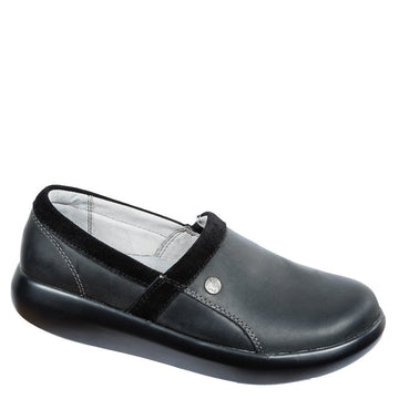 Quarter view Women's Footwear style name EMRY in color Black. SKU: EMR-7634