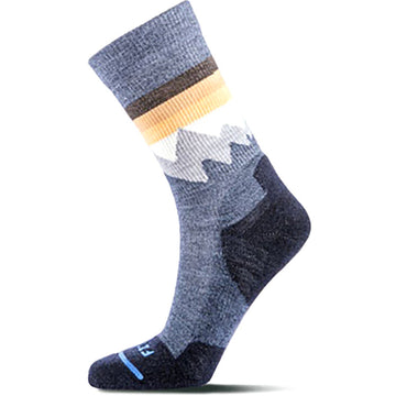Quarter view Unisex Fits Sock style name Light Hiker Crew Mountain Top color Navy. Sku: F1058-430