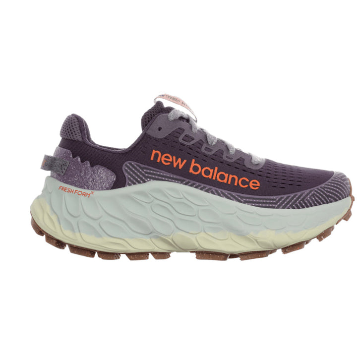 Quarter view Women's New Balance Footwear style name Fresh Foam X More Trail V3 Wide in color Interstellar/ Shadow. Sku: WTMORCP3-1D