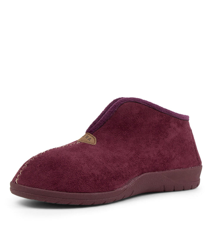 Women's Shoe, Brand Ziera Cuddles in Wide in Mulberry/ Berry Microsuede shoe image quarter turned