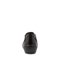 Women's Shoe, Brand Ziera Alayana in Extra Wide in Black Copper/ Black Mix Leather shoe image back view