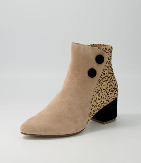 Women's Ziera Veyda-XW in Taupe/ Metallic Multi. Sku: ZR10565KETHG